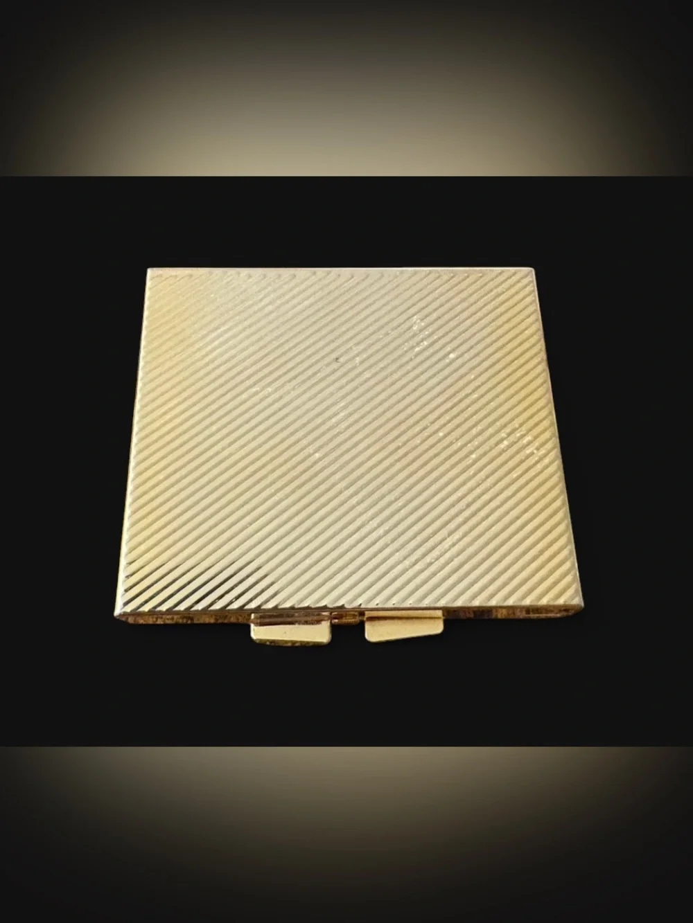 Vintage Gold Mesh Compact Mirror 1950s | Mid Century Modern Vanity Decor